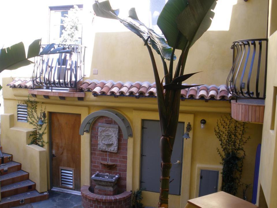 Secret Garden Inn เดลมาร์ ภายนอก รูปภาพ